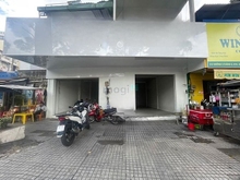 Hình ảnh MT Đường Ba Tháng Hai, Q.10_10 x 18m_1 trệt 2 lầu suốt_70 triệu