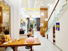 Hình ảnh Bán nhà mặt tiền Tú Xương, Thủ Đức, 126m2, 3 tầng, tặng nội thất xịn.