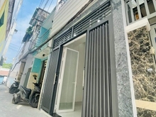 Hình ảnh Nhỉnh 4tỷ nhà xinh 3tầng 3PN ngay trung tâm hàng xóm Citiland đón Tết