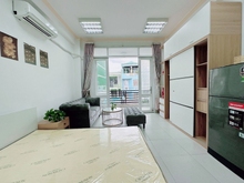 Hình ảnh Cho thuê căn studio tách bếp- Full nội thất- ban công- Ngay bạch đằng