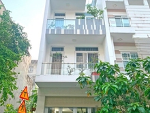 Hình ảnh Nhà 3 Lầu Sân Thượng Mặt Tiền Đường Số Liền Kề PHÚ MỸ HƯNG. Q7