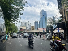Hình ảnh Bán nhà mặt tiền Lê Thánh Tôn, p.Bến Thành - Q.1 . 6 tầng, giá 72 Tỷ.