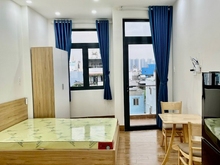 Hình ảnh Căn Hộ Ban Công Siêu Lớn View Chill Trên Mặt Đường Ăn Uống Tôn Đản