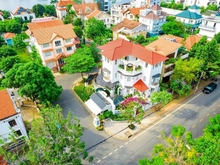 Hình ảnh Siêu Phẩm Quận 2- Biệt Thự Nguyễn Văn Hưởng p.Thảo Điền 400m2 giá 120