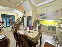 Hình ảnh Bán gấp nhà Hoàng Ngân, Thanh Xuân, 38m,5T,MT 4.35,ngõ nông, hơn 5 tỷ.