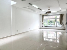 Hình ảnh 🏡 Cho thuê nhà phố siêu rẻ 200m2, 6 phòng ngủ, Đ. Nguyễn Văn Hưởng