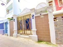Hình ảnh Cho thuê biệt thự Full nội thất hẻm 1056 Huỳnh Tấn Phát Q7
