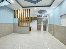 Hình ảnh Nhà sổ hồng riêng 2 tầng 50m2 hẻm 1 sẹc Trường Chinh, 2 PN và 2 WC