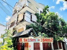 Hình ảnh Cần tiền bán gấp căn biệt thự góc 2 mặt tiền đường oto