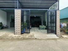 Hình ảnh Bán nhà gác lửng 100m2, gần TTTM AEON Thuận An