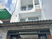 Hình ảnh Nhà SR DT: 4x10m (2 lầu 3PN) ngay CV Phần Mềm Quang Trung, Q. 12