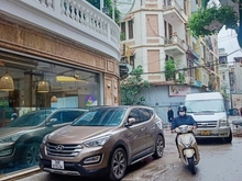 Hình ảnh Bán gấp nhà Nguyễn Khánh Toàn, Cầu Giấy, 55m, 6 tầng thang máy, ô tô.