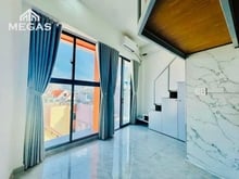 Hình ảnh Duplex ban công giá rẻ ngay Ung Văn Khiêm - Nguyễn Gia Trí