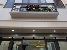 Hình ảnh NHÀ 46M xây độc lâp- 5 ngủ #THẠCH_BÀN- NGÕ THÔNG- Ô TÔ VÀO NHÀ- CHỈ 4.