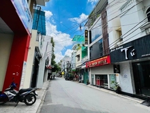 Hình ảnh Hiếm! bán nhà HXH sát mặt tiền út tịch, 4 tầng chỉ hơn 12 tỷ