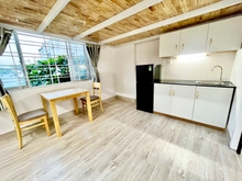Hình ảnh Duplex cửa sổ giá rẻ gần đh văn lang