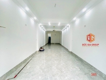 Hình ảnh Cho thuê mặt tiền đường CMT8 gần chợ Biên Hòa nhà 3 tầng mới đẹp