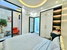 Hình ảnh Hải Châu,62M2, 3 tầng, 3 PN, Nhà mới, full nội thất, gần kiệt oto.