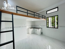 Hình ảnh Duplex cửa sổ mặt tiền - Ngay Crescent, Cosmo Nguyễn Thị Thập