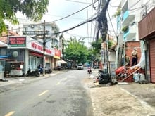 Hình ảnh Mặt tiền gần Chợ Bà Chiểu, Võ Trường Toà Bình Thạnh,80m2 C4, 10 tỷ hơn