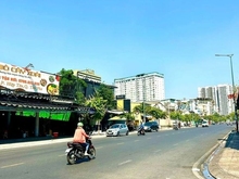 Hình ảnh Nhà sổ riêng 2 tầng 34m2 hẻm xe hơi thông 1 sẹc sát mặt tiền Tô Hiệu