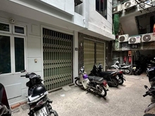 Hình ảnh Bán Nhà Yên Hoà Cầu Giấy 30m2 x 5T x Mt 4m - Giá 3.7Tye