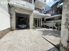 Hình ảnh Bán villa đường 12m sát mt bình lợi, dt 10x20m, 3 lầu, 5pn, 22 tỷ tl
