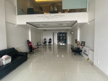 Hình ảnh Tòa Nhà - Bến Vân Đồn / 1.320m² Sử Dụng ( Thang máy + PCCC đầy đủ )