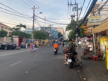 Hình ảnh Cho Thuê Nhà vị trí kinh doanh cực sầm uất tại khung đường Lâm Văn bền