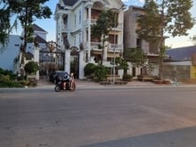 Hình ảnh Biệt thự 2 lầu diện tích lớn mặt tiền đường 1B KDC Nam Long, Cần Thơ