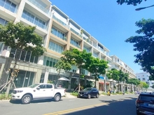 Hình ảnh Chính Chủ Cho Thuê Nhà Phố Sala Quận 2, DTSD 480m2, 1 Hầm Xe và 4 Tầng
