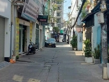 Hình ảnh Lê Văn Sỹ - Trần Quang Diệu Q.3 🚘Xe Tải 1 trục  DT 70m2, 2 tầng nhà c