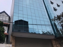 Hình ảnh Cho thuê tòa nhà mặt phố Nguyễn Khang .DT : 120 M * 7 Tầng . MT : 7 M