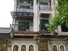 Hình ảnh Cho thuê Biệt thự tại Khất Duy Tiến .DT : 200 M * 4 Tầng . MT : 7 M .