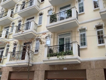 Hình ảnh Cho thuê liền kề khu 96 Nguyễn Huy Tưởng. DT: 75 m * 5 Tầng. MT: 5 M.
