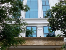 Hình ảnh Cho thuê tòa nhà văn phòng tại Phạm Văn Đồng.DT: 80m2 * 7 tầng. MT: 7M
