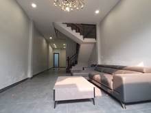 Hình ảnh Khu nhà giàu - diện tích khủng, chỉ 5 tỷ, sổ vuông A4, hẻm 6m, hiếm!!