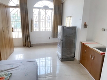 Hình ảnh Căn Hộ Full Nội Thất Lê Quang Định Mặt Tiền xe hơi