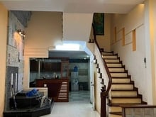 Hình ảnh Nhà phố Nguyễn Chánh 5 tầng ô chờ thang máy ngõ kinh doanh ô tô tránh