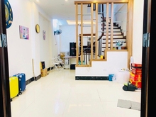 Hình ảnh Bán nhà định công dt 42m2 x5 tầng,giá 3,85tỷ,ngõ oto,gần đường