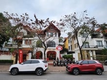 Hình ảnh Cho thuê Nhà mặt phố LIỄU GIAI DT 180m2* 4 tầng, Mặt tiền siêu đẹp 9m