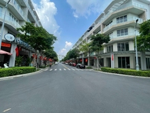 Hình ảnh Bán Shophouse  Saritown có dòng tiền thuê 120 triệu/ tháng - 65 tỷ