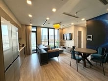 Hình ảnh Chuyên Cho Thuê Căn 2PN VinHomes Golden River - Ba Son Quận 1