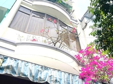 Hình ảnh Cần bán nhanh căn nhà 5 tầng ô tô đổ cửa gần cầu chà và 49m2