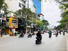 Hình ảnh Bán nhà mặt phố Thái Thịnh, kinh doanh, DT: 54m2, MT: 4m, giá: 19 tỷ