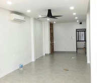 Hình ảnh Cho thuê nhà hẻm 37 Nguyễn Minh Hoàng, P12, Tân Bình