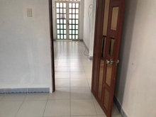 Hình ảnh Nợ bank bán gấp nhà 1T1L Hòa Hưng Quận 10 60m2/ 920tr , SHR, ngay Chợ.