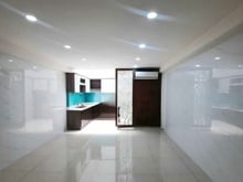 Hình ảnh Cho Thuê Nhà Nguyên Căn Hẻm 30 Lâm Văn Bền
