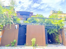 Hình ảnh Cho thuê nhà Quận 1, MT Mai Thị Lựu, 10x27m đất, 2 tâng