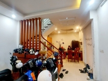 Hình ảnh Bán gấp nhà Chính Kinh, Thanh Xuân,36m,5T,MT 4.2m,nhà đẹp, nhỉnh 6 tỷ.